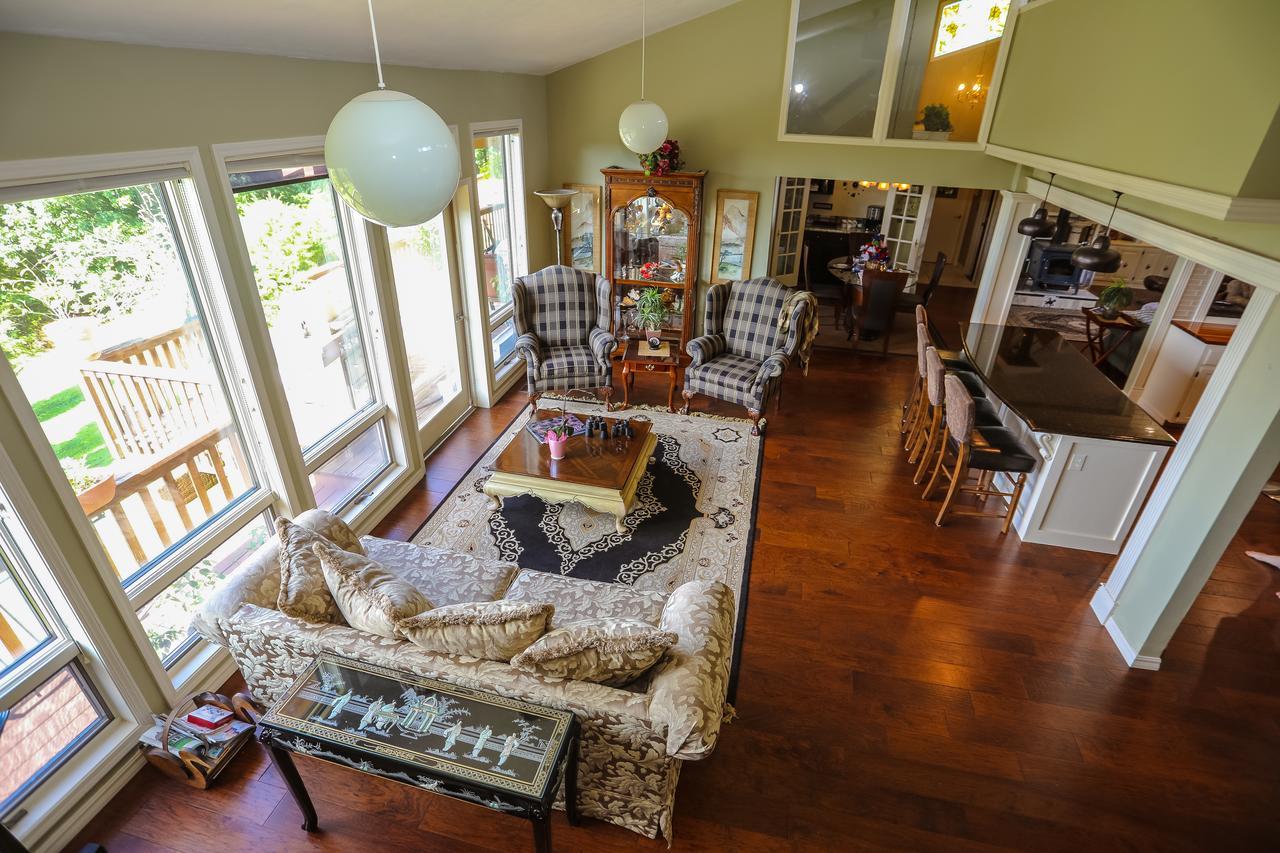 רוג'רס The Lodge At Beaver Lake Bed And Breakfast מראה חיצוני תמונה