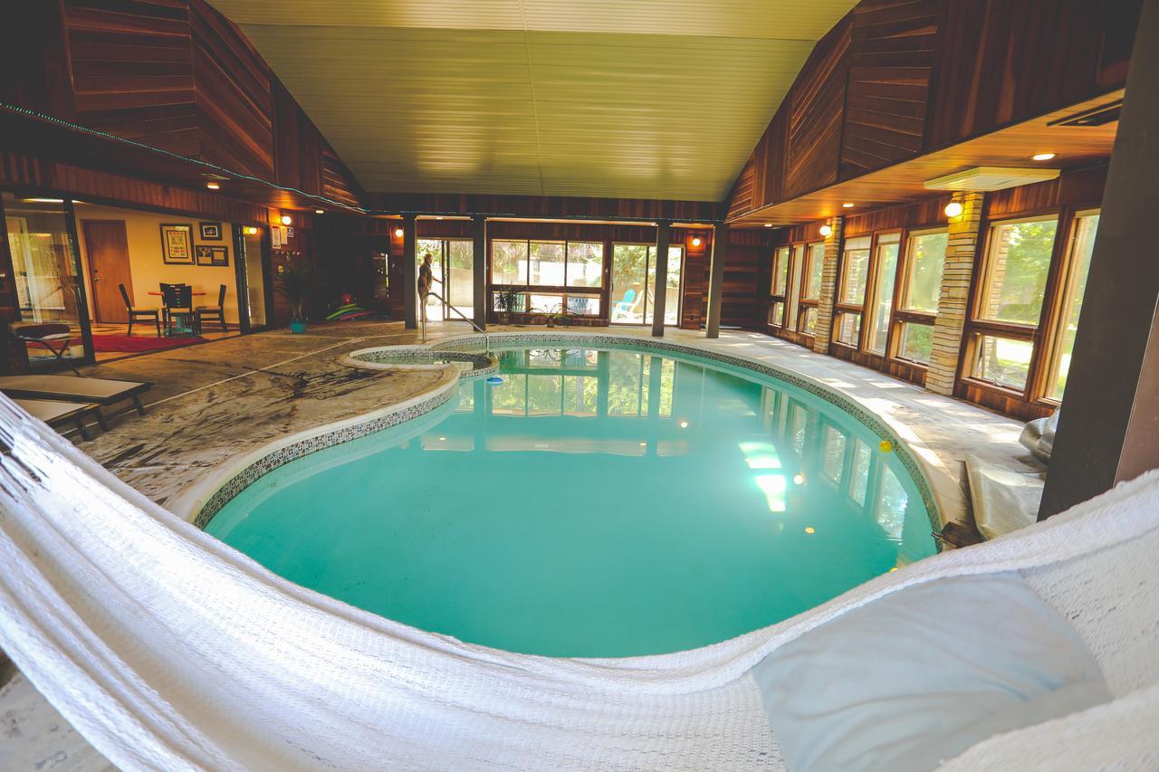 רוג'רס The Lodge At Beaver Lake Bed And Breakfast מראה חיצוני תמונה